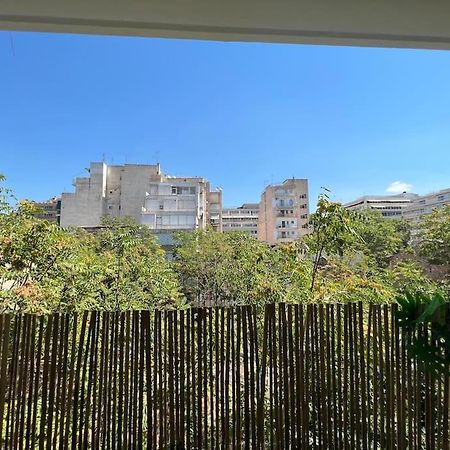 Chic Apt Near Acropolis - Avdi Square Athene Buitenkant foto